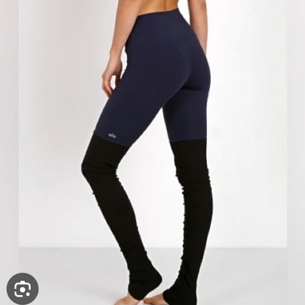 Alo Yoga Navy and Black Leggings